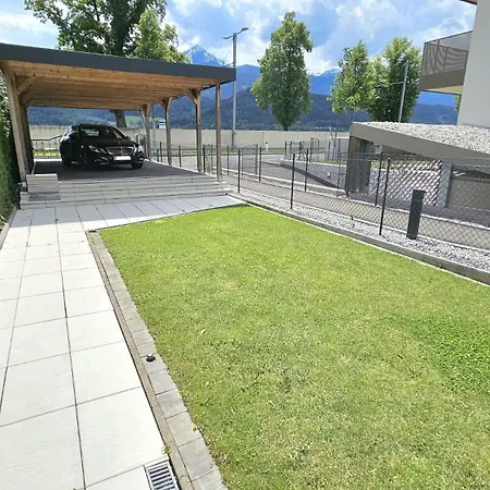 Crogo The Paula * Инсбрук