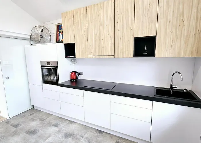 Crogo The Paula Инсбрук